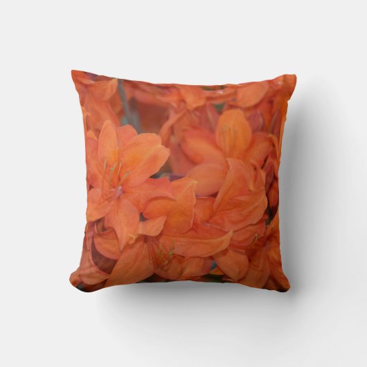 オレンジ色の花 クッション (正面)