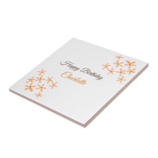 オレンジ色の茶色の花のハッピーバースデー追加の名前のかわいこちゃん タイル (側面)