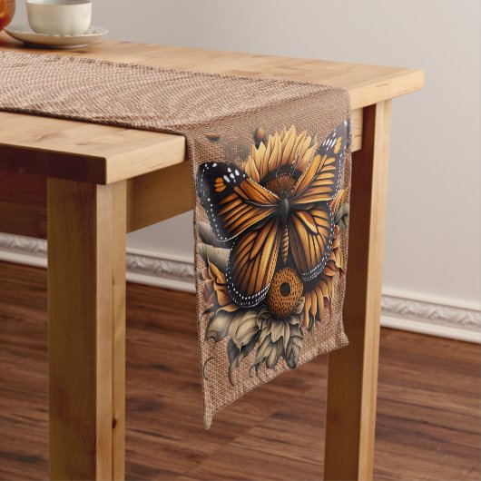 オレンジ色の茶色の蝶と茶色のバーラップの外観 ロングテーブルランナー (インサイチュ)