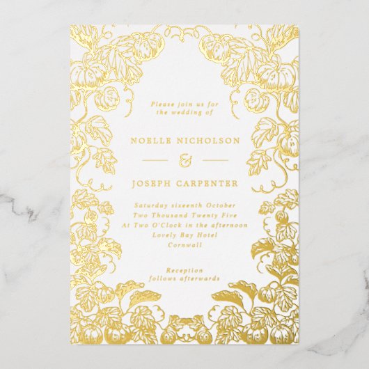 オレンジ色の葉とカボチャのライン描きフレーム 秋の結婚式 箔招待状 (正面)