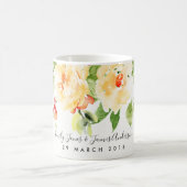 オレンジ色の赤いバラの水の色のフローラ日付を保存 コーヒーマグカップ (中央)