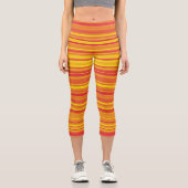 オレンジ色の赤い黄色のストライプ カプリレギンス (正面)