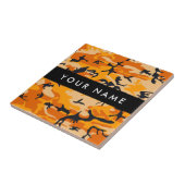 オレンジ色の迷彩自分の名前をパーソナライズ タイル (側面)