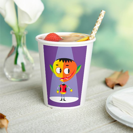 オレンジ色の頭のキャラクター 紙コップ