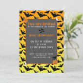 オレンジ色の黒いこうもりハロウィーンパターン 招待状 (スタンド正面)