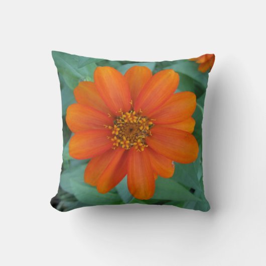 オレンジ花の枕 クッション (正面)