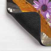 オレンジ蝶および花が付いているmousepad マウスパッド (コーナー)