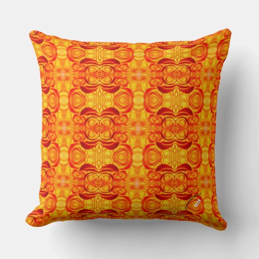 オレンジ クッション (正面)