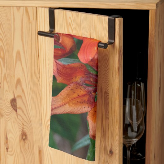 オレンジ・デイリリー・カナダの花の写真 キッチンタオル (三つ折り)