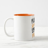 オレンジ&ブラックパンプキンスパイスサンクスギビング引用文 ツートーンマグカップ (左)