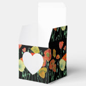 オレンジ ポピー フラワーのウェディング ケーキ ファボリ ボックス (オープン)