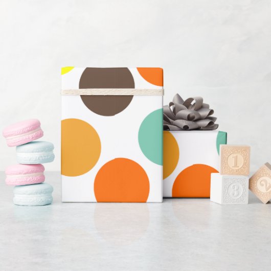 オレンジ、黄、茶、青のドット ラッピングペーパー (ベビーシャワー)