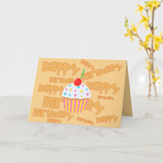 オレン淡い色のジハッピーバースデーとカップケーキ カード (黄色い花)