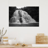 オワロア滝ズイン白黒 ポスター (キッチン)