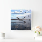 オンタリオ州キングストン湖で船遊びをしている。 スクエア壁時計 (ホーム)