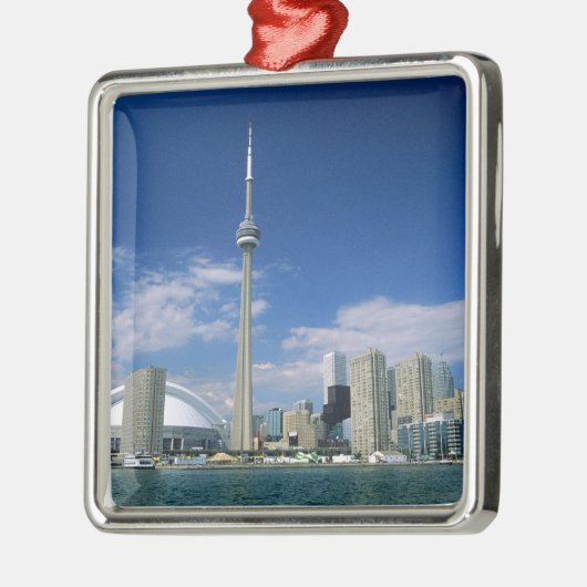 オンタリオ州トロントのCNタワーとスカイドーム メタルオーナメント (左)