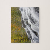 オントナゴンの中央の分岐にあるボンド滝 ジグソーパズル (縦)