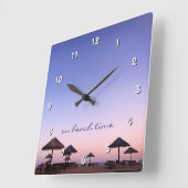 オンビーチタイムカリフォルニアパープルピンクのサンセットフォト スクエア壁時計 (傾斜)