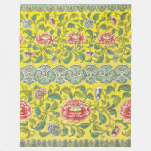 オーウェンジョーンズ牡丹の黄色の背景 フリースブランケット (正面)