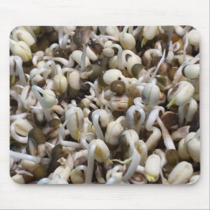 オーガニックMung Sprouts – 栄養素が詰まったスーパーフード マウスパッド