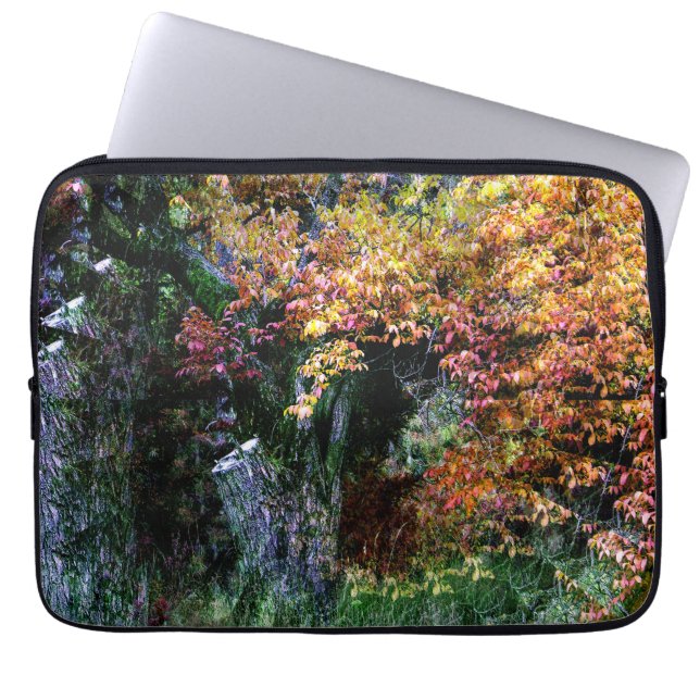 オークの古木…..... ラップトップスリーブ (正面)