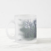 オークの木の曇らされたコップのスペインのなコケ フロストグラスマグカップ (左)