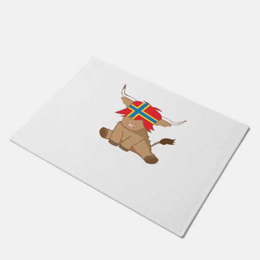 オークニー島の旗のギフトスコットランドの高地の牛のカット ドアマット (アングル)