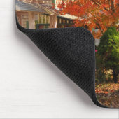 オークブラフスの秋の葉 – Martha's Vineyard マウスパッド (コーナー)