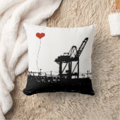 オークランドの船積みクレーン枕の港 クッション (ブランケット)