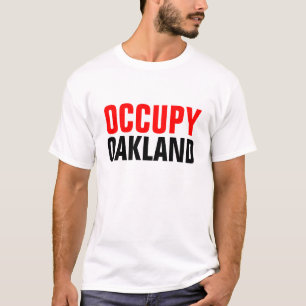 オークランドを占拠する Tシャツ