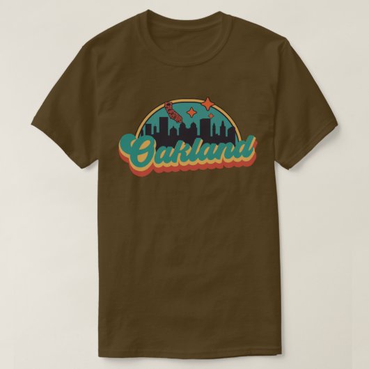 オークランド, カリフォルニア Tシャツ (デザイン正面)