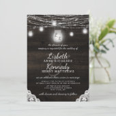 オークリッジ ラスティック メイソンジャー & ストリング ライト ウェディング 招待状 (スタンド正面)