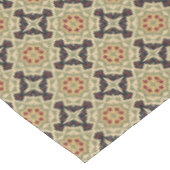 オークレマスタードイエローオリーブグリーンブラックトライバルアート テーブルクロス (アングル)