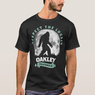 オークレーカリフォルニアナイトウォークレトロ Tシャツ