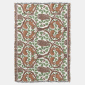 オーク材のウイスパー/フクロウとリス スローブランケット (正面縦)