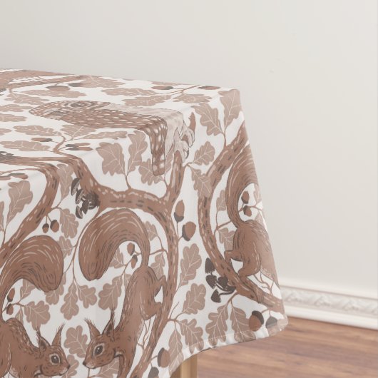 オーク材のウイスパー/フクロウとリス テーブルクロス (インサイチュ)