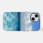 オーシャンウェイク - クルーズ船 iPhone 15ケース (裏面横)
