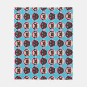 オーシャンブルーの円の子鹿そして黒いパグ フリースブランケット (正面)