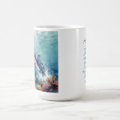 オーシャンブルーホエールと海岸の詩 コーヒーマグカップ (中央)
