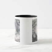 オーストラリアに接近する熱帯低気圧ニコラス マグカップ (中央)