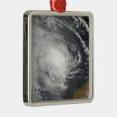 オーストラリアに接近する熱帯低気圧ヤコブ メタルオーナメント (右)