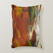 オーストラリアのアウトバックの夜明け抽象アート アクセントクッション (正面(垂直))