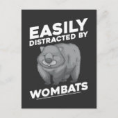 オーストラリアのウォンバットの動物に容易に気を取られる ポストカード (正面)