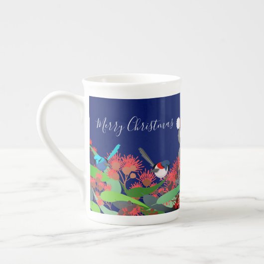 オーストラリアのクリスマス ボーンチャイナマグカップ (左)
