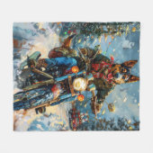 オーストラリアのケルパイドッグがオートバイクリスマスに乗る フリースブランケット (正面(横))