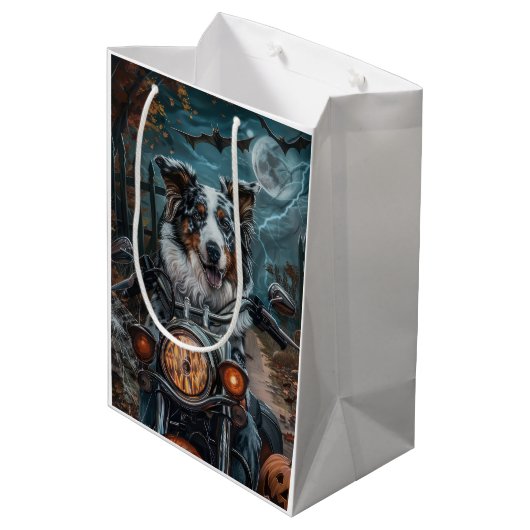 オーストラリアのシェパードライディングオートバイハロウィーン ミディアムペーパーバッグ (裏面アングル)