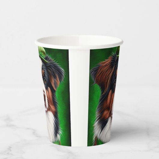 オーストラリアのシェパード犬で聖パトリックの日のドレス 紙コップ (左)