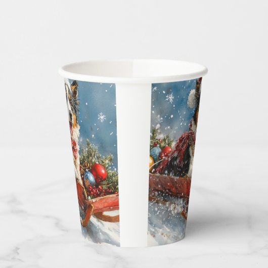 オーストラリアのシェパード犬のスレッジクリスティマス 紙コップ (左)