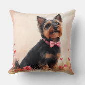 オーストラリアのテリアとバラ – バレンタインデー クッション (正面)