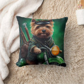 オーストラリアのテリア車でバイクを運転する聖パトリックの日 クッション (ブランケット)